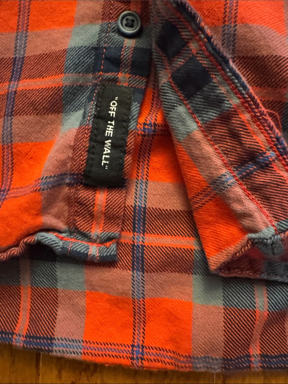 Vans plaid button down - Picture 3 of 4